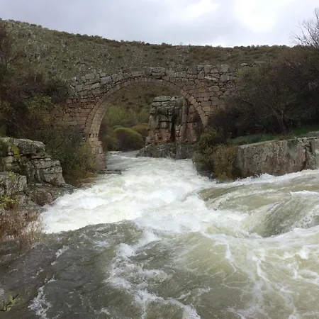 Gredos Maria Justina Bed & Breakfast *