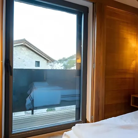 Gredos Maria Justina Bed & Breakfast