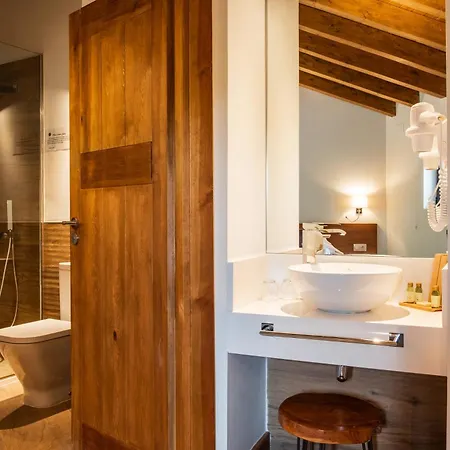 Gredos Maria Justina Bed and Breakfast