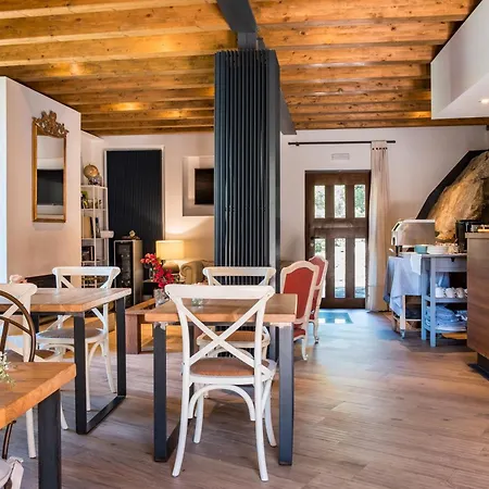 Gredos Maria Justina Bed & Breakfast